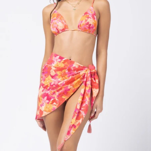 L*Space Sarong - Picture 1 of 5